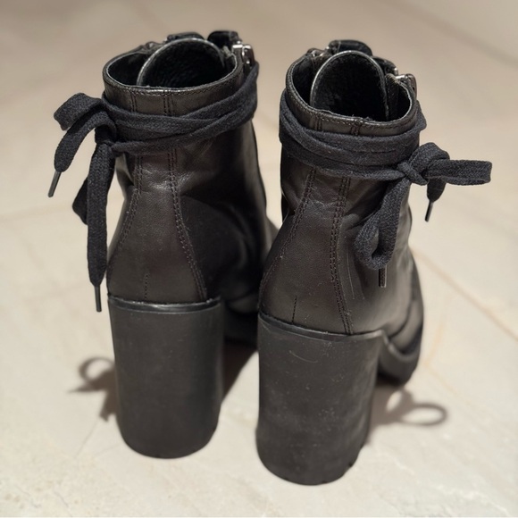 🖤 SOLD 🖤 - Picture 3 of 10